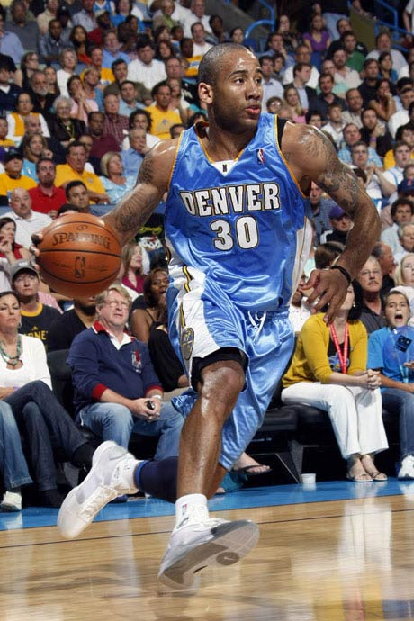 的强势表现 的强势表现